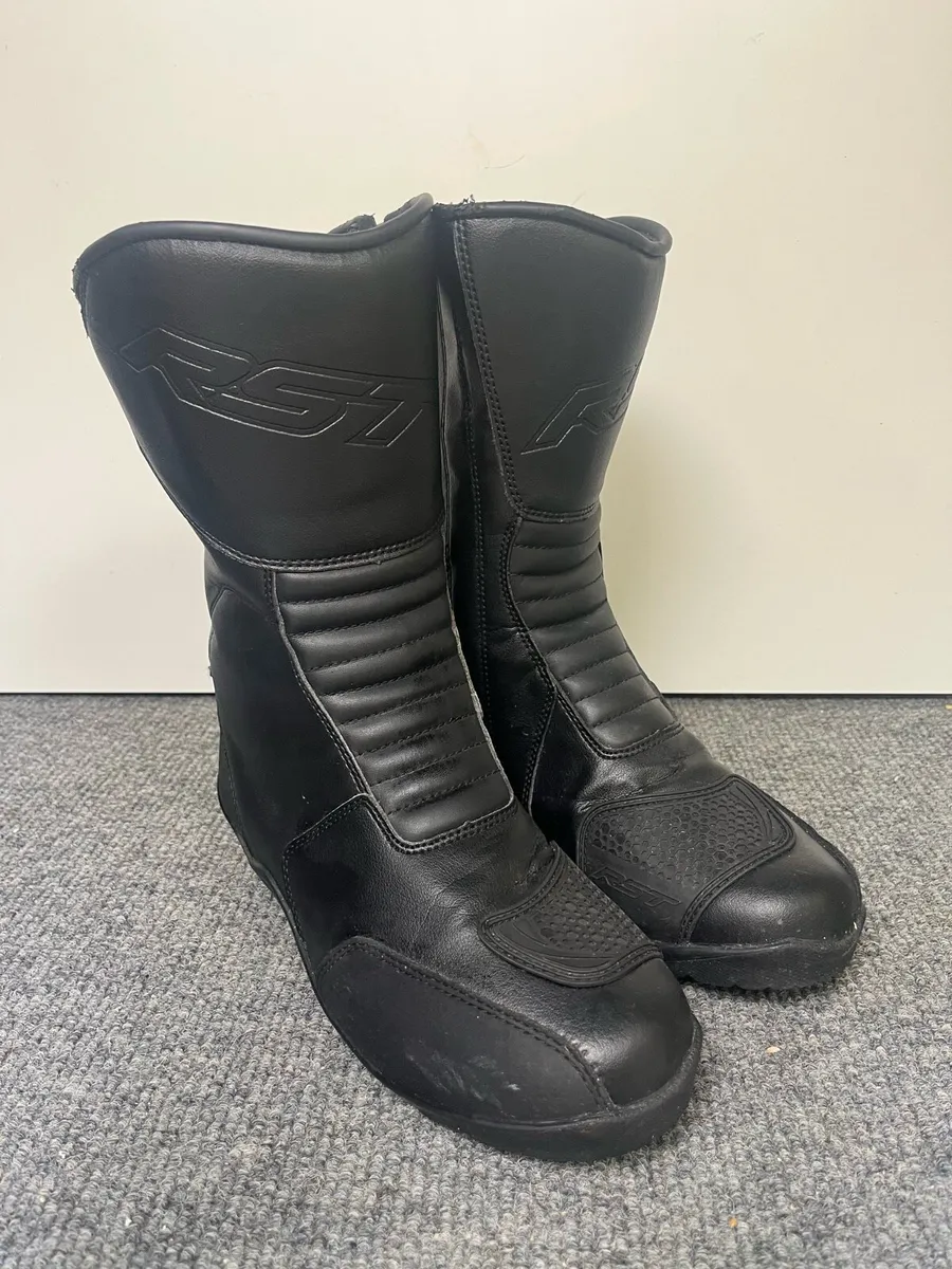 RST Size 8 Motorcycle Boots - Image 1