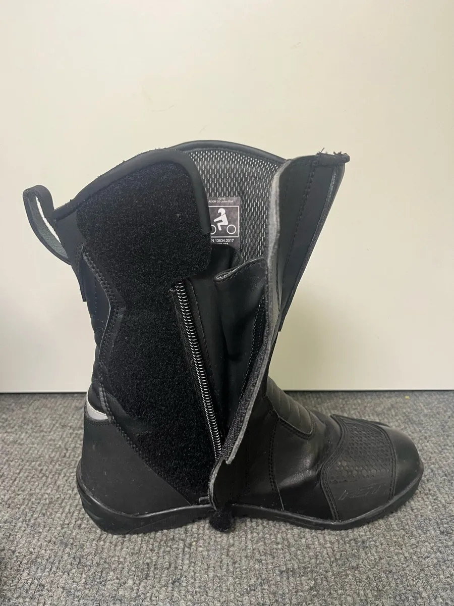 RST Size 8 Motorcycle Boots - Image 3