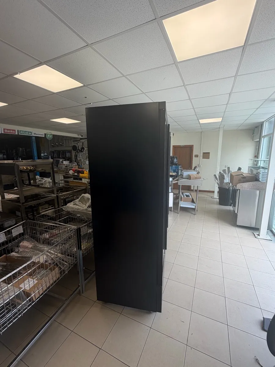 Glass Door Fridge - Image 4