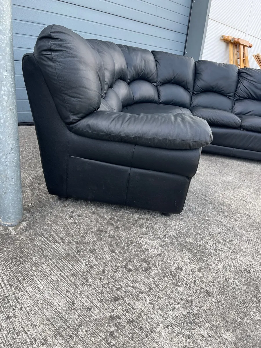 Black leather corner - Image 3