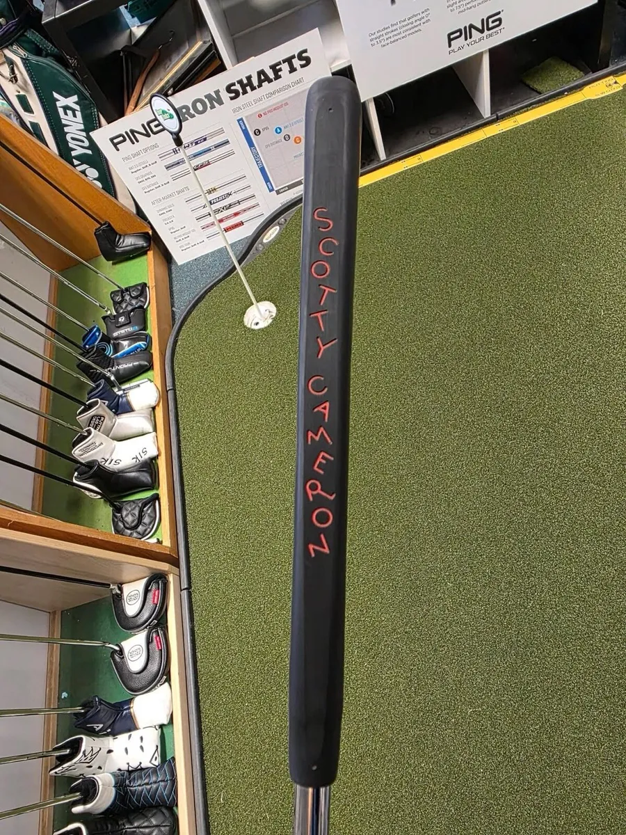 Scotty Cameron Futura 7 Putter - Image 4