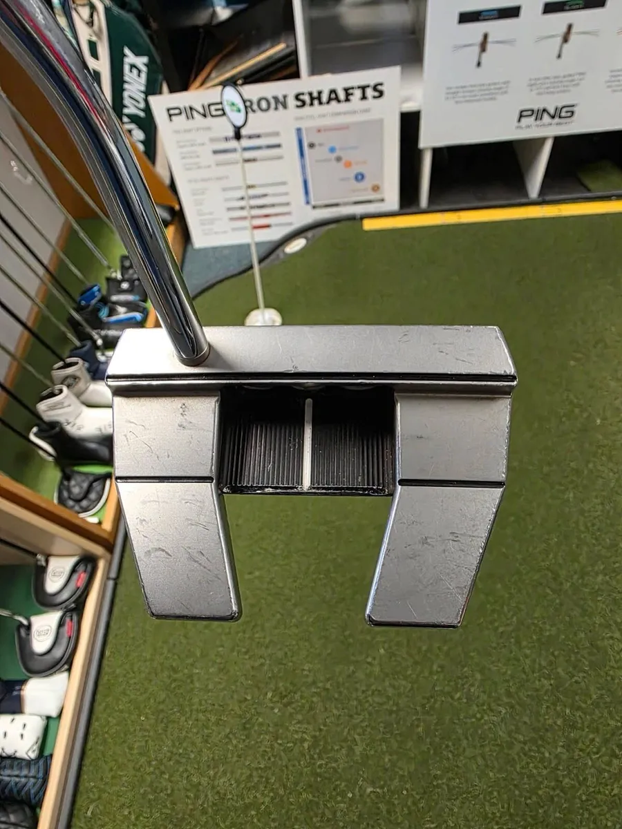 Scotty Cameron Futura 7 Putter - Image 2