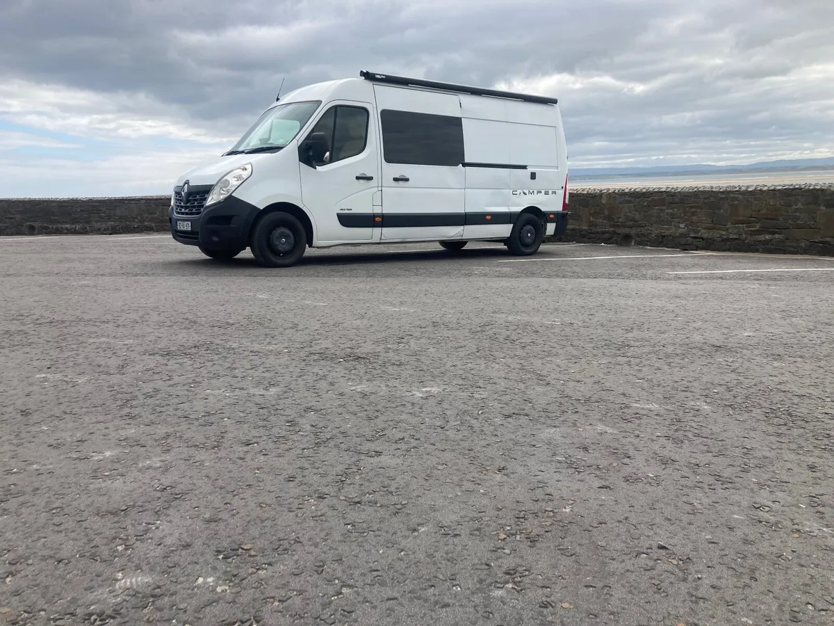 2015 Renault Camper (off grid- fresh test-4 seats) - Image 1