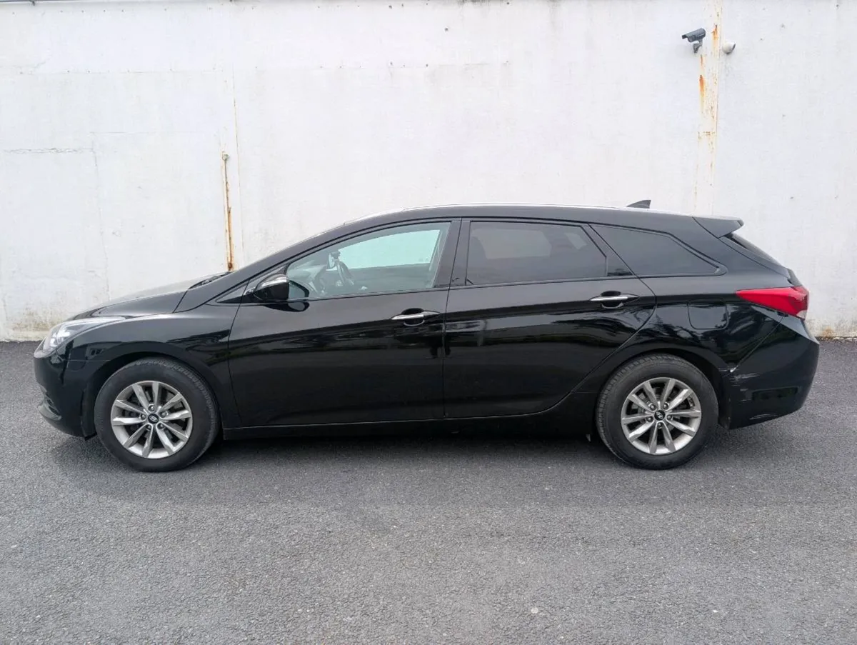 Hyundai i40 2018 1.7 CRDI - Image 2