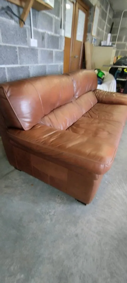 3 seater Rubelli Couch - Image 4
