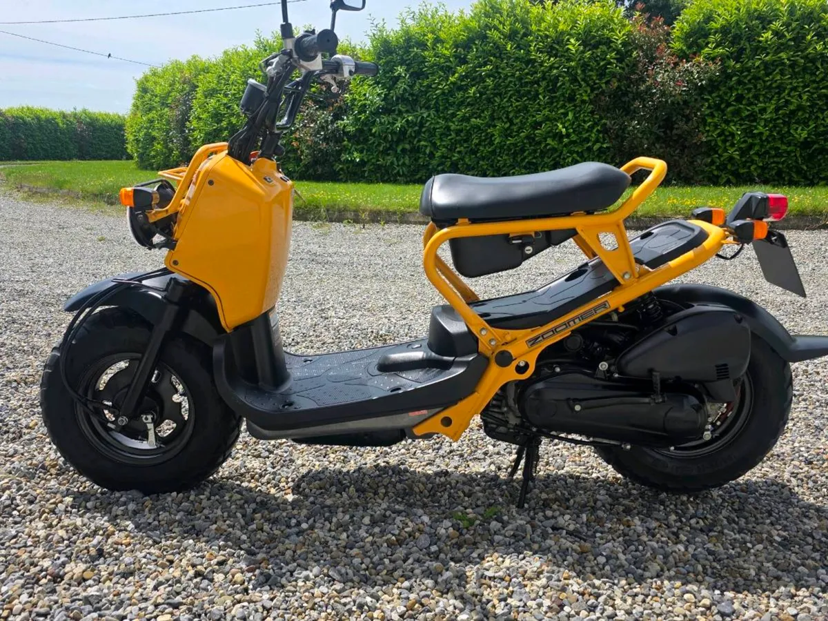 Honda Zoomer 50cc like new! - Image 1