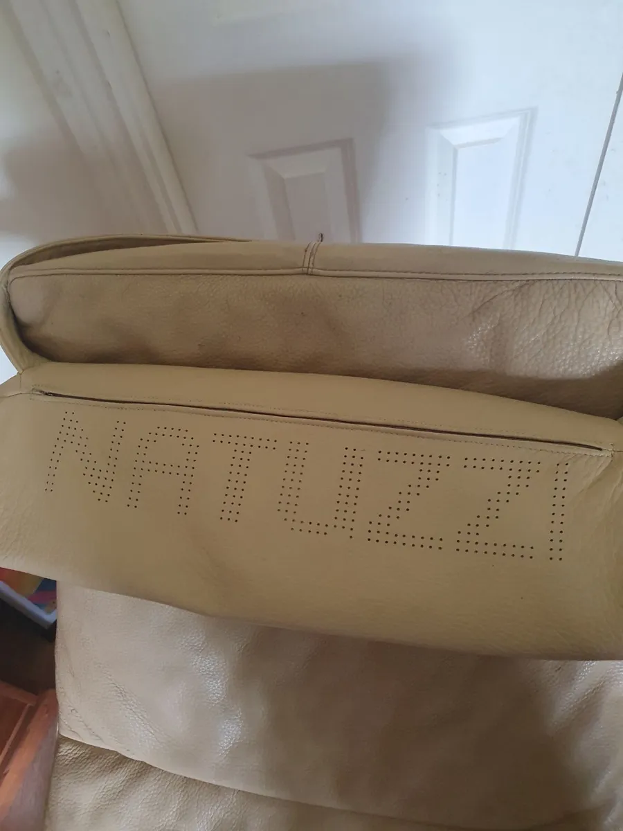 Natuzzi Vintage Modernist  Leather Swivel Chaise L - Image 3