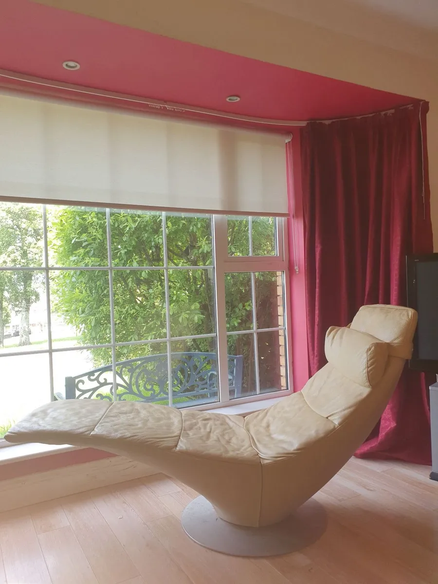 Natuzzi Vintage Modernist  Leather Swivel Chaise L - Image 1