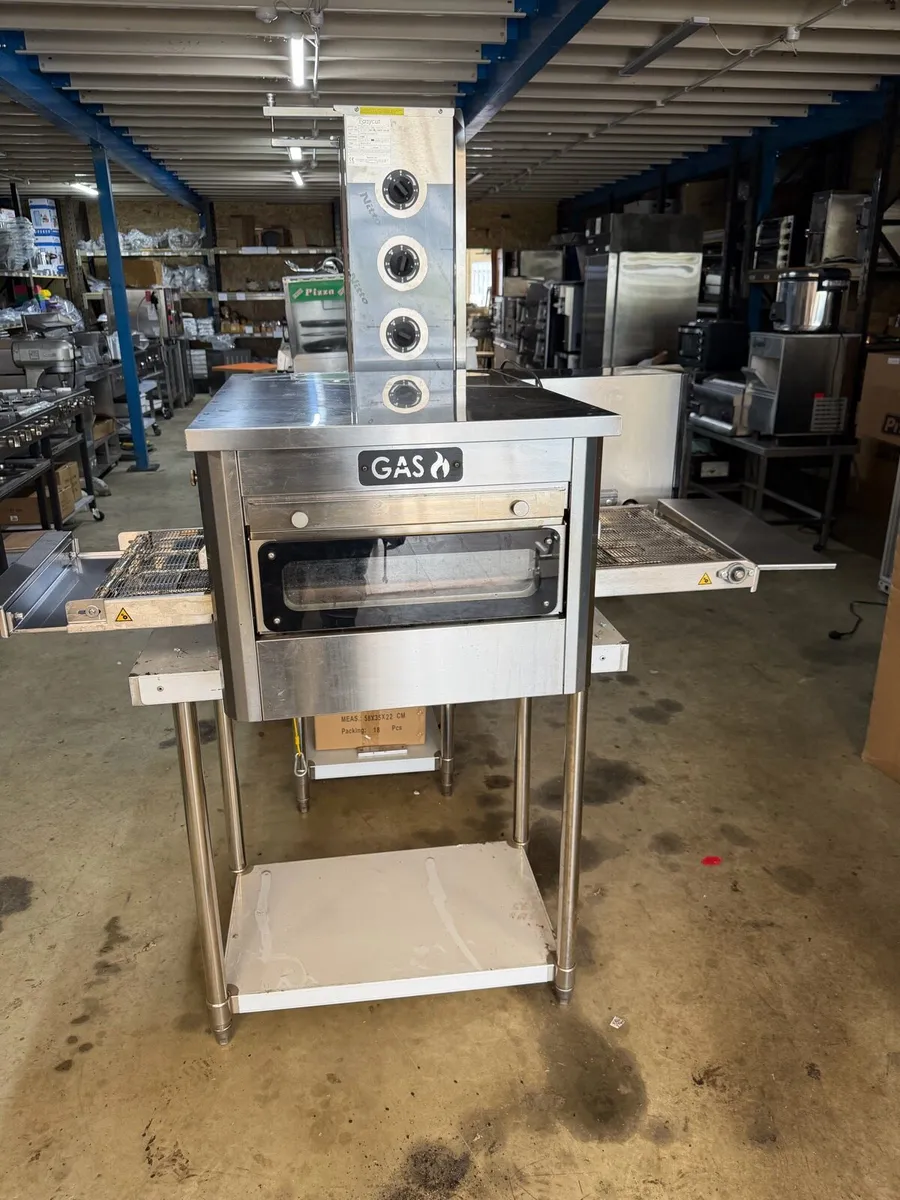 Conveyor Pizza Oven - Image 1