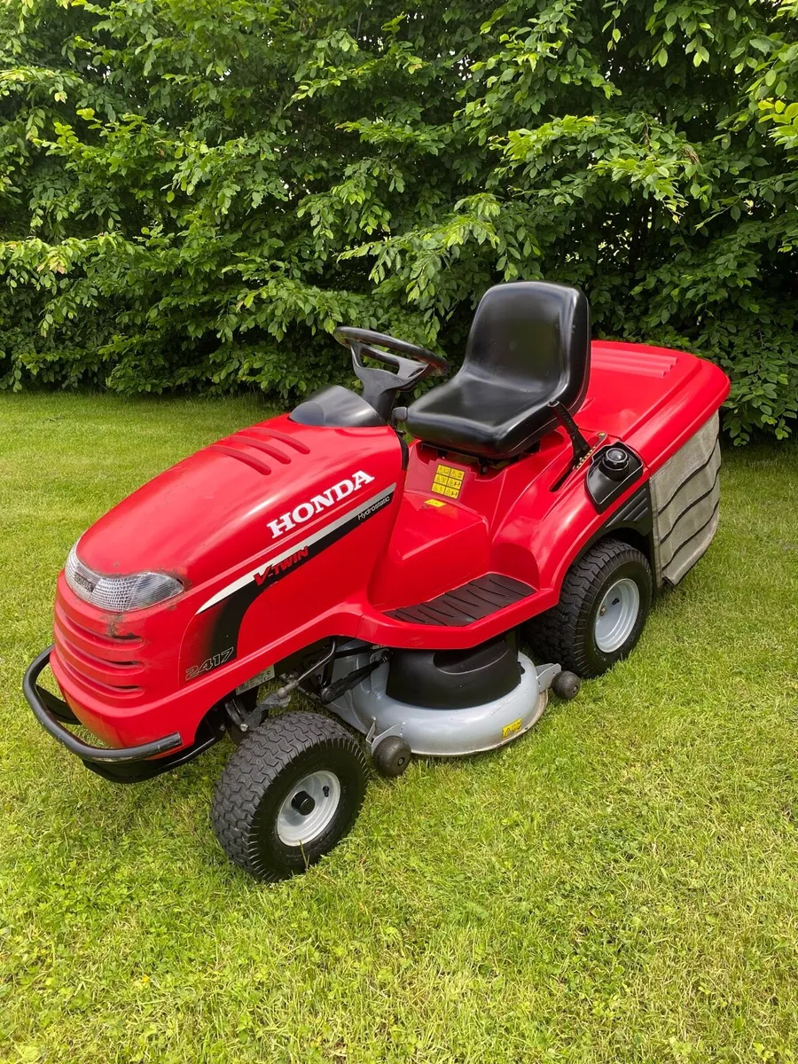 Honda 2417 ride on - Image 2