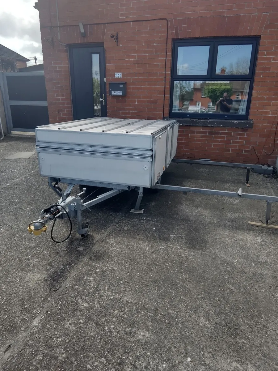 Rapido Folding Caravan - Image 1