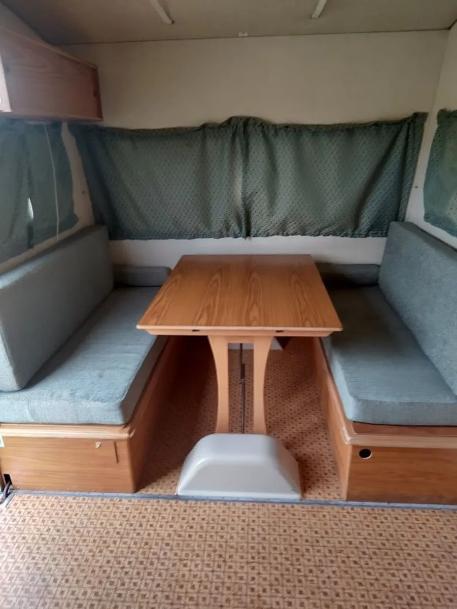 Rapido Folding Caravan - Image 4