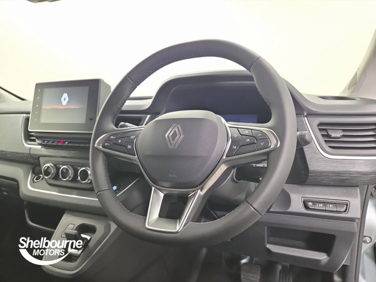 Renault Trafic Lwb Diesel Extra Sport - Image 4