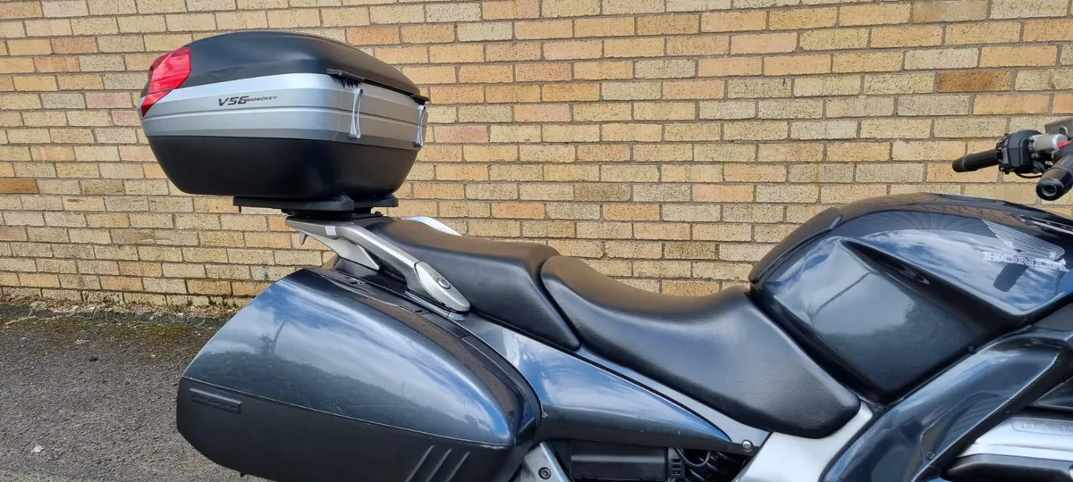 Honda ST1300 Pan European - Image 4