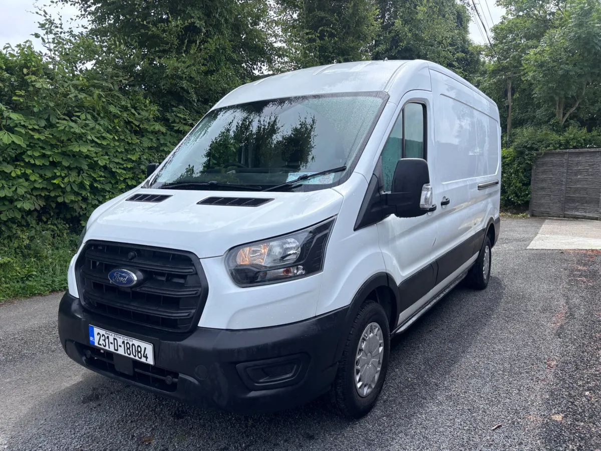 Ford Transit 2023 - Image 2