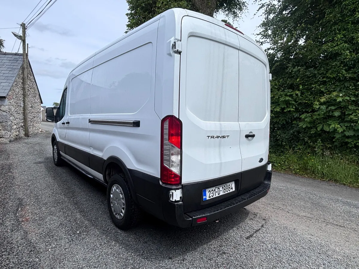 Ford Transit 2023 - Image 4