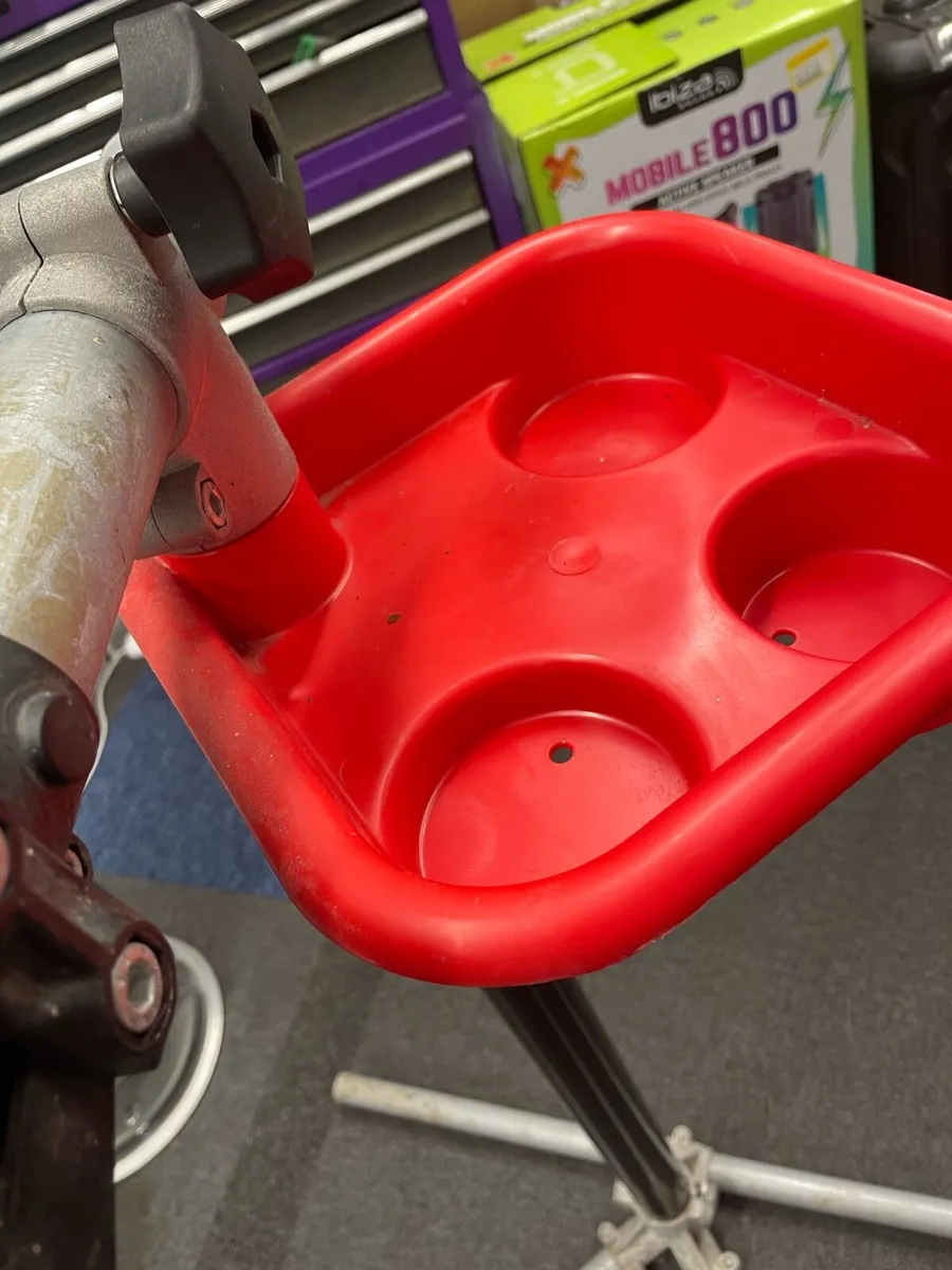 Bike Maintenance Stand - Image 3