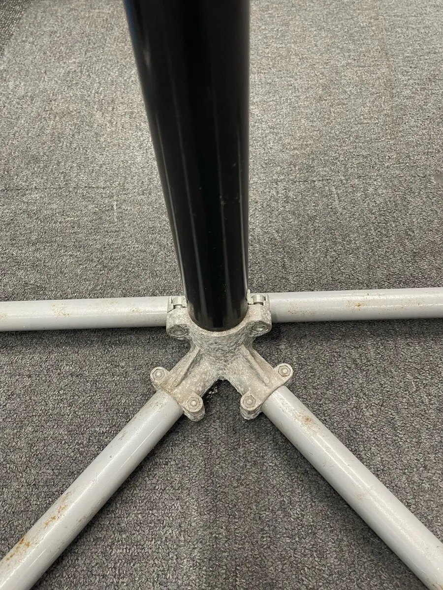 Bike Maintenance Stand - Image 4