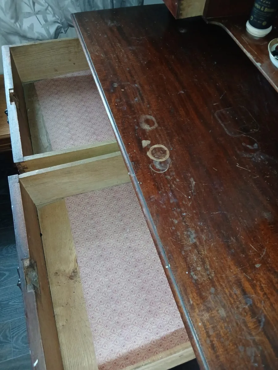 Dressing Table and Mirror - Image 4