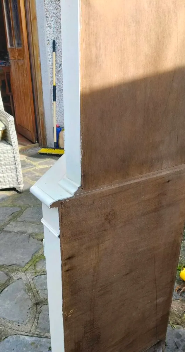 Antique Mahogany corner cabinet, with glass and do - Image 4