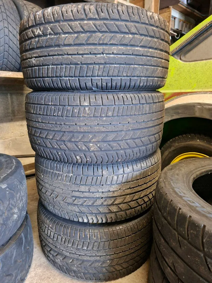 15'' tarmac tyres - Image 4