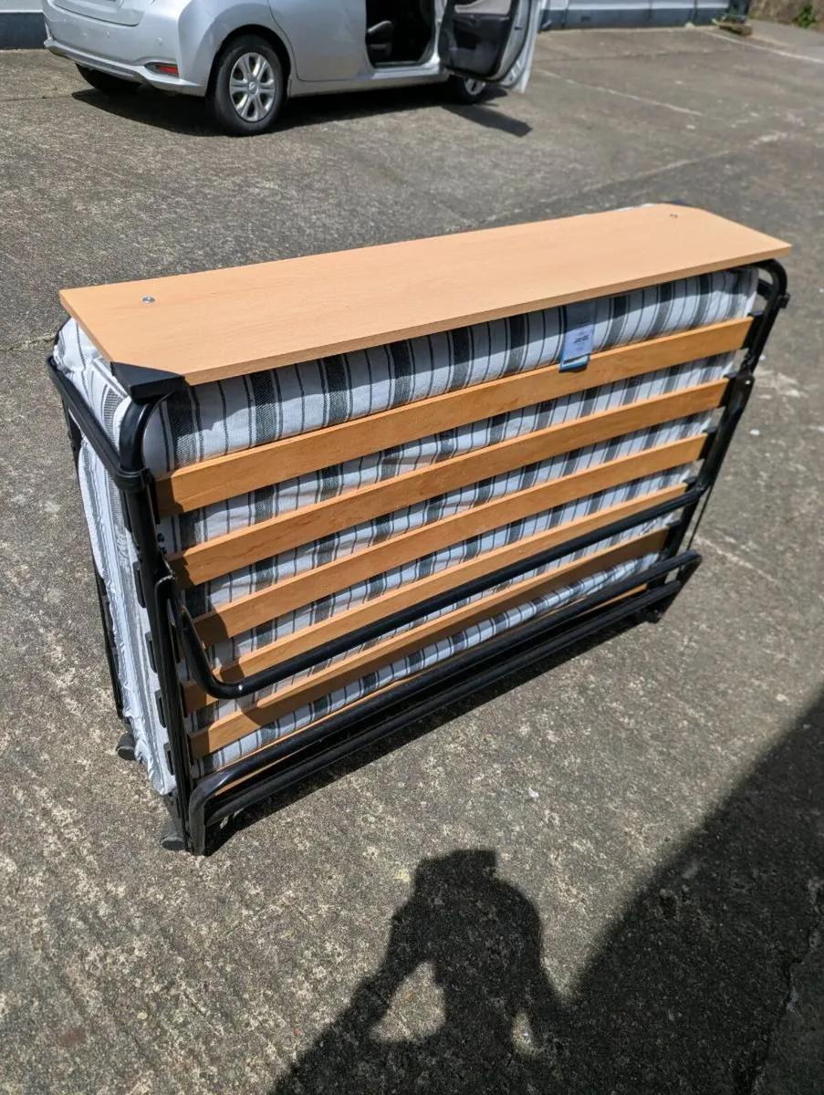 Fold up double bed - Image 2