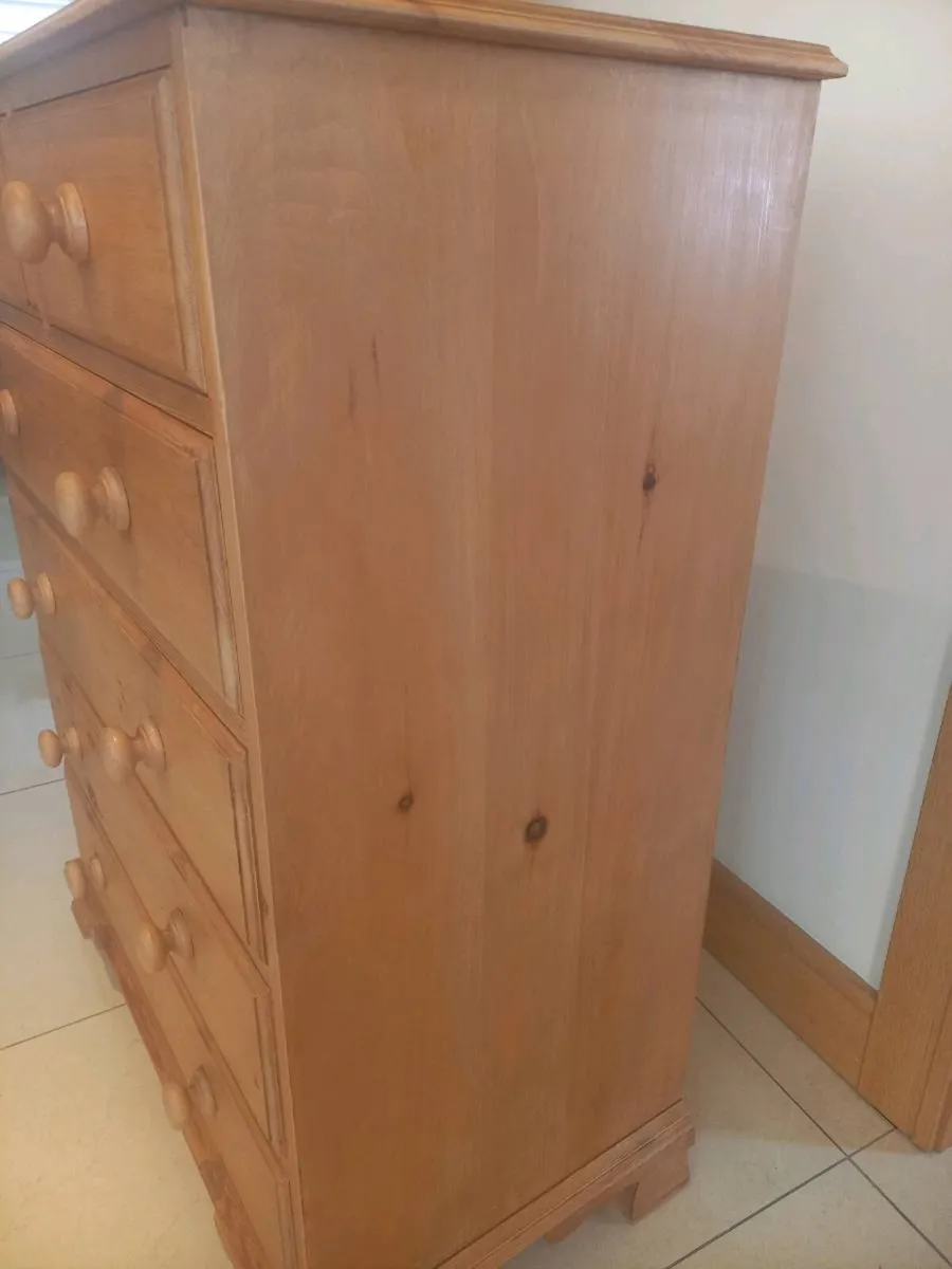 Chest of drawers - Image 2