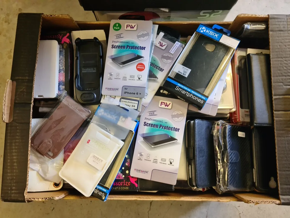 Phone Case Job lot9 - Image 3