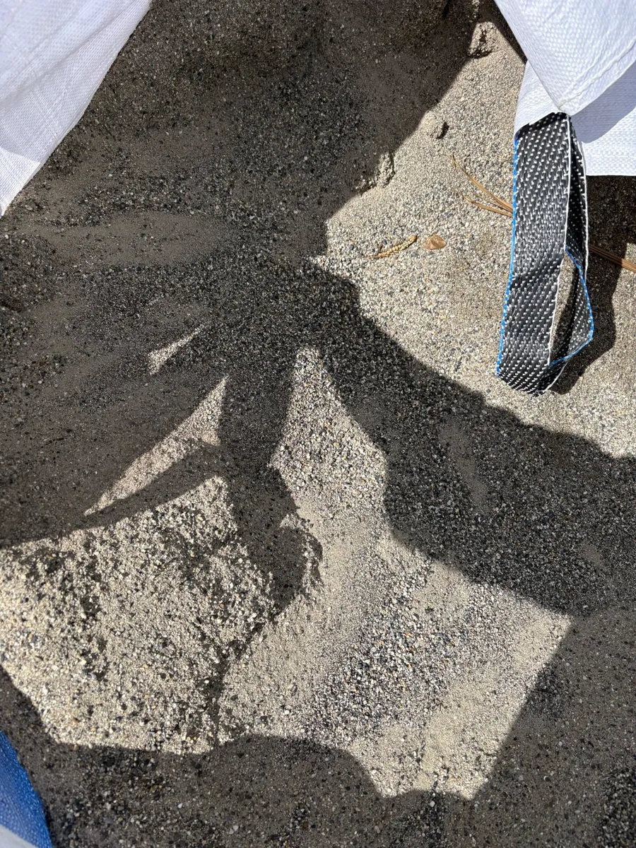 FREE - plastering sand - Image 2