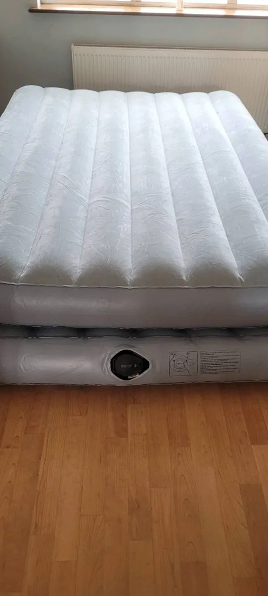 Air mattress - Image 1