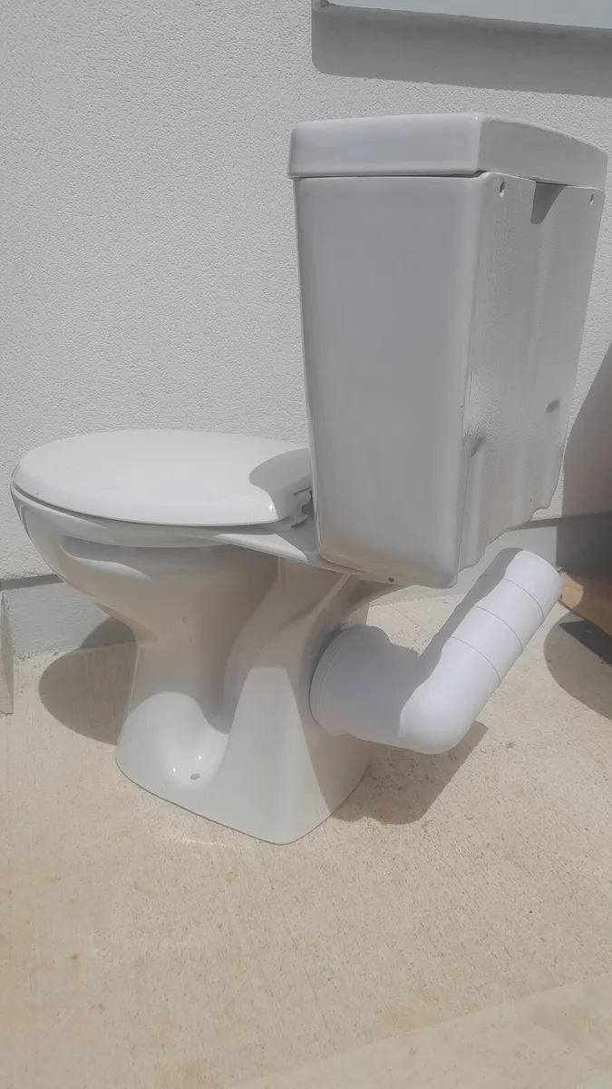 Toilet - Image 1