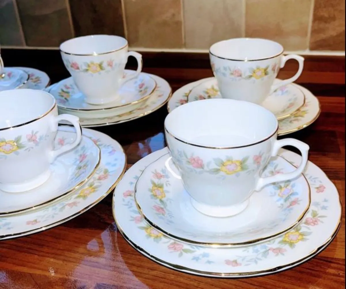 Vintage 18 piece tea set - Image 3