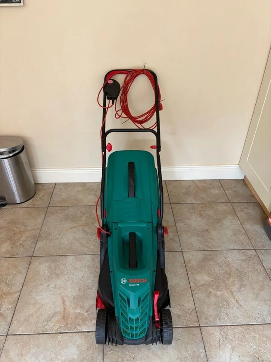 Lawnmower Rotak 34R Bosch - Image 4