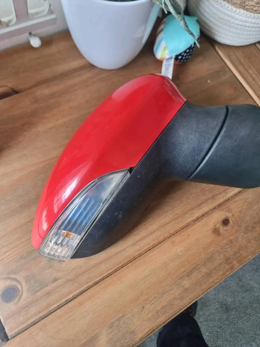 RH Ford Fiesta wing mirror - Image 1