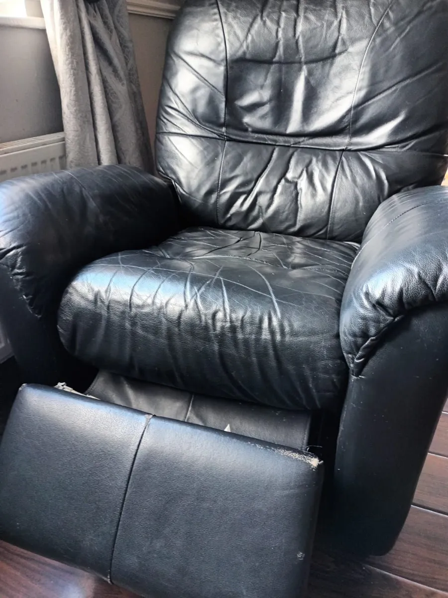 Sofas and Chairs - Image 4