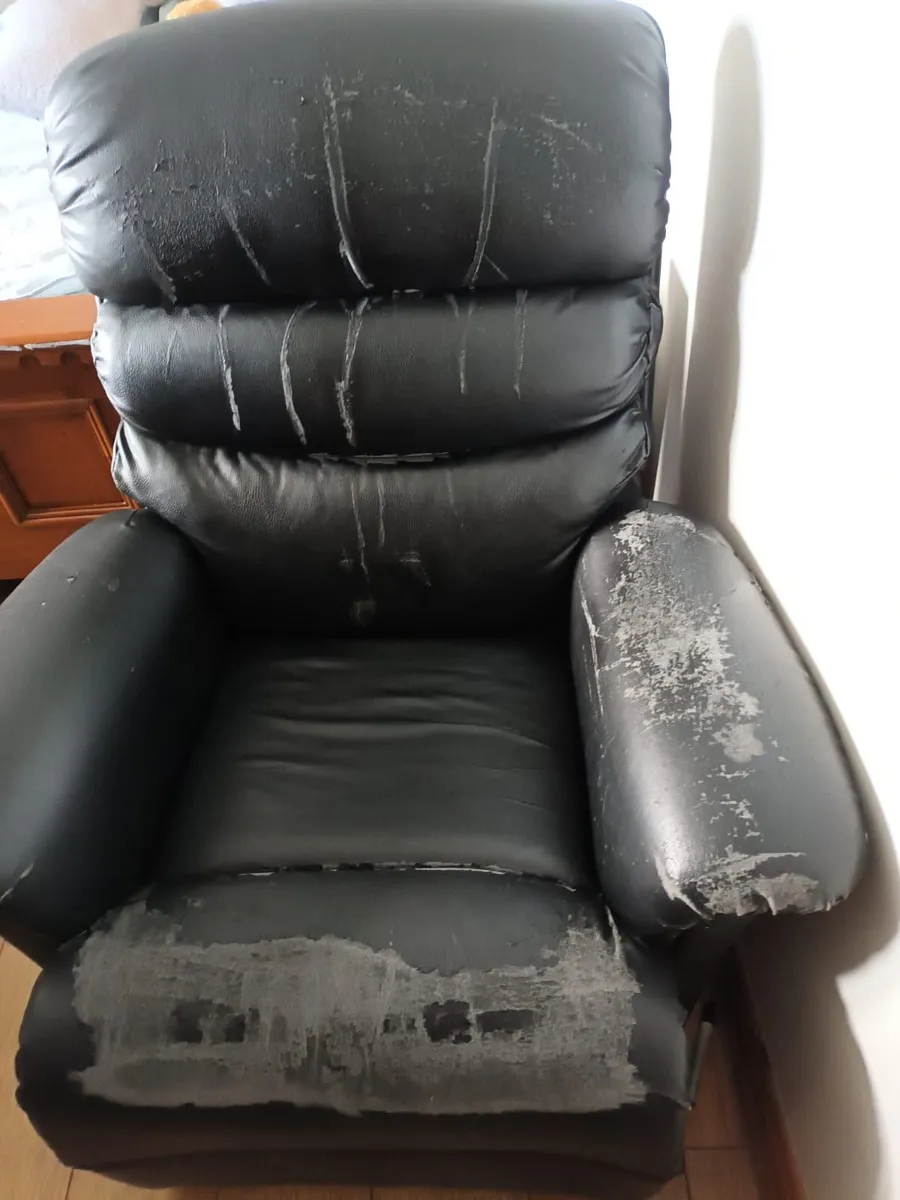 Sofas and Chairs - Image 2