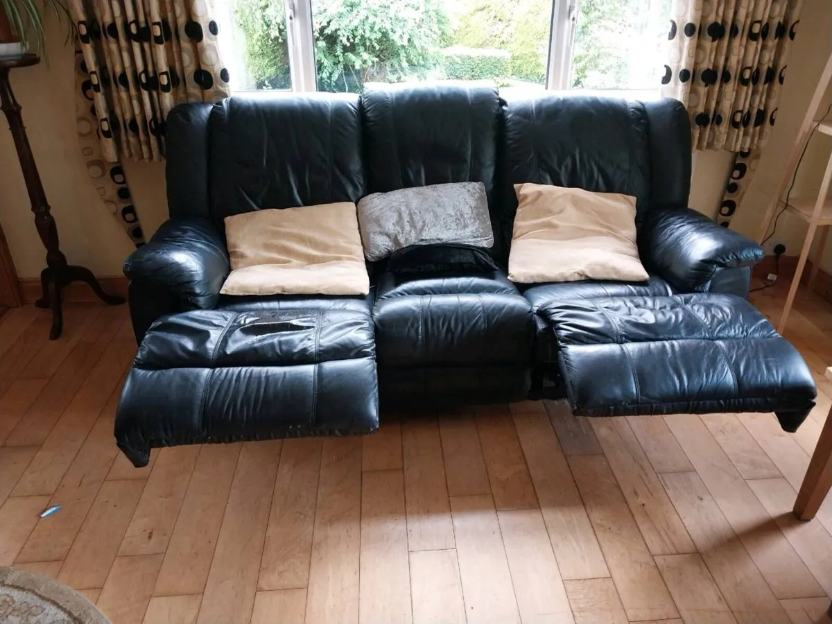 Sofa - Image 3