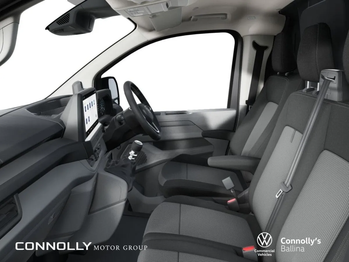 Volkswagen Transporter Trendline LWB 28 2.0TDi 110 - Image 4