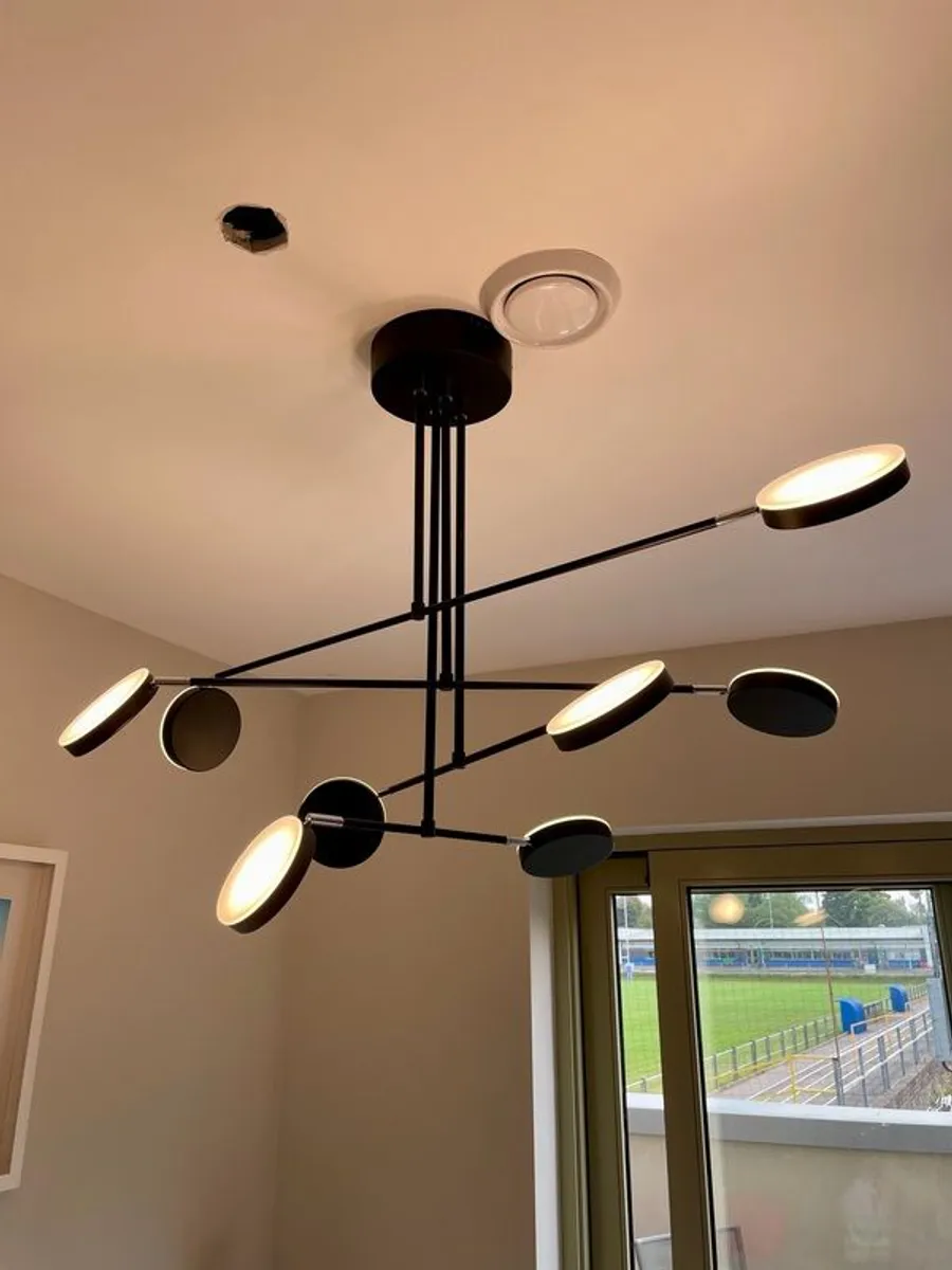 Feature LED 8 Spotlight Ceiling Lamp - Image 4