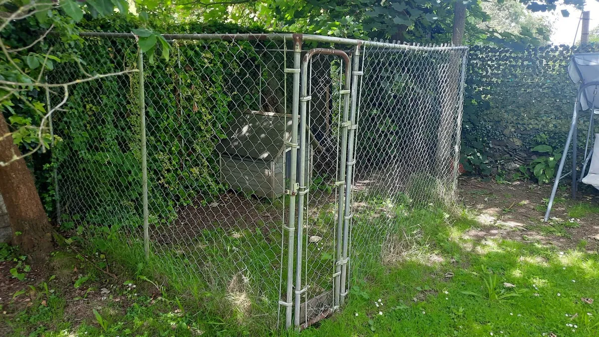 Dog pen - Image 3