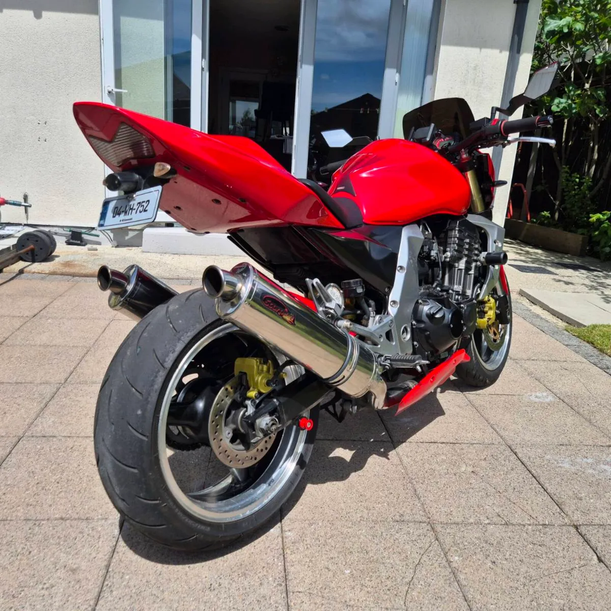 Kawasaki Z 1000 - Image 1
