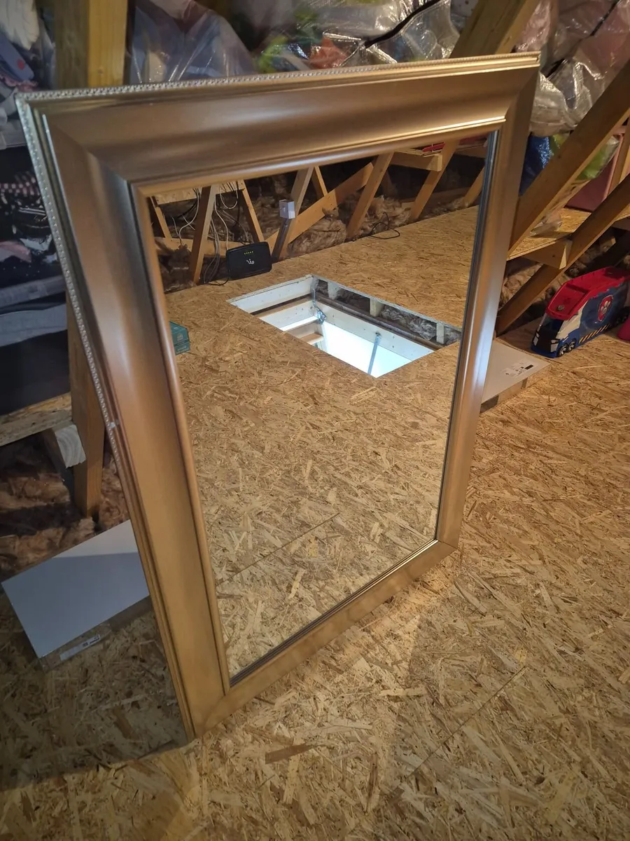 Mirror - Image 1