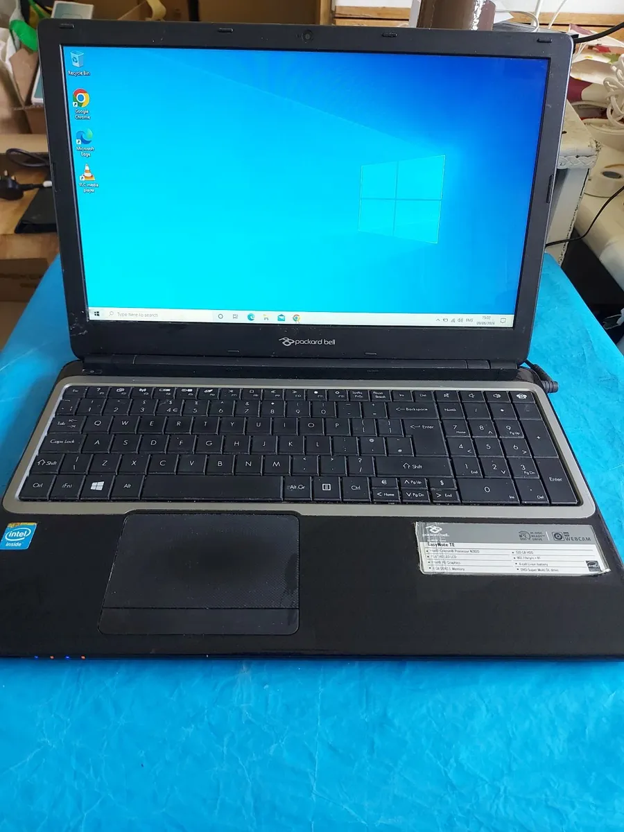 PackardBell 15.6 inch Laptop, 4GB Ram, 300GB HDD, - Image 1