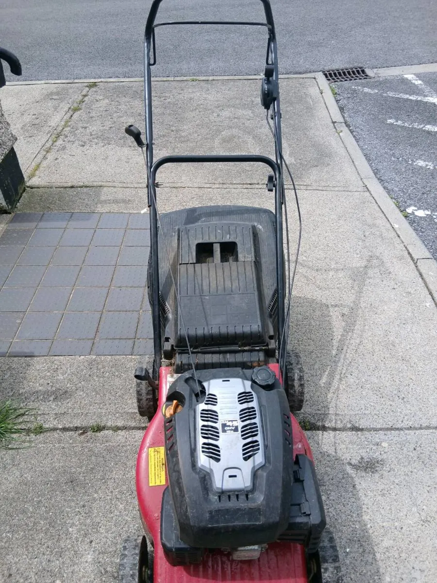 PETROL LAWNMOWER - Image 2