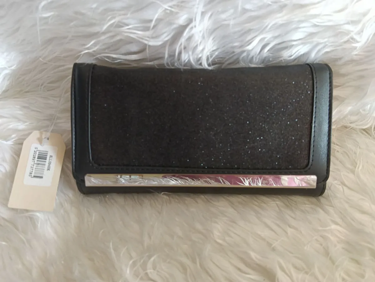 Ladies large wallets - Image 1