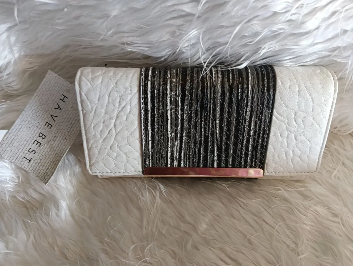 Ladies large wallets - Image 3