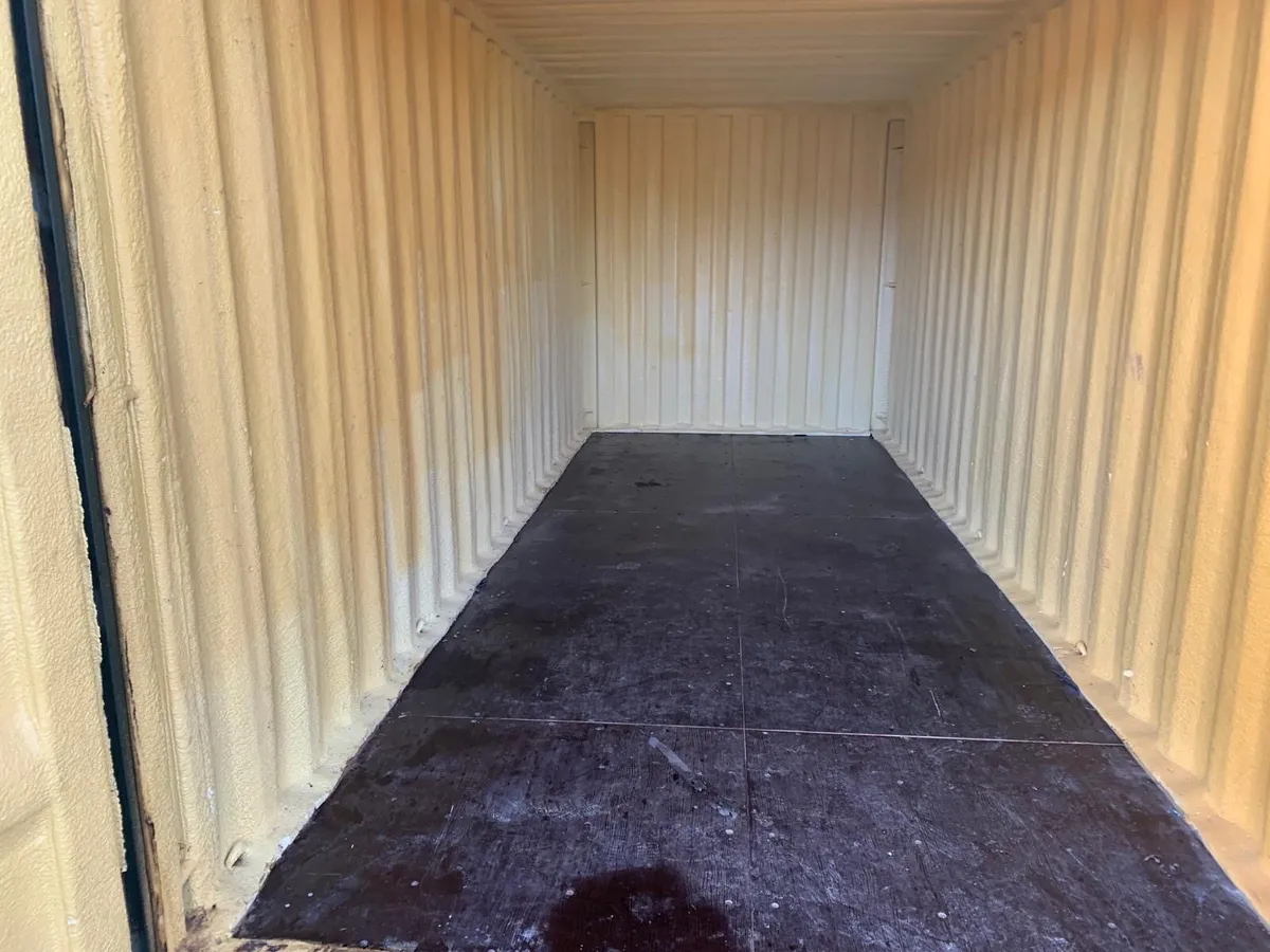 20x8 container for rent - Image 2