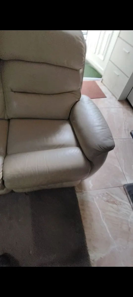 Double recliner sofa - Image 2
