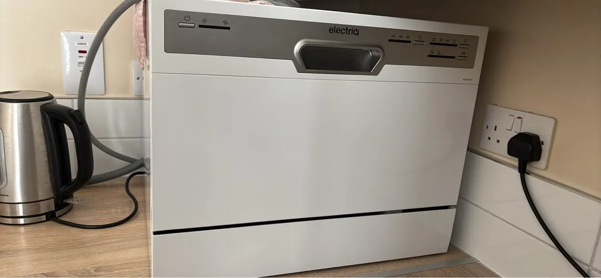 Table Top Dishwasher - Image 1