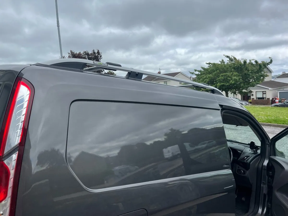 2020 Ford Transit Connect - Image 4